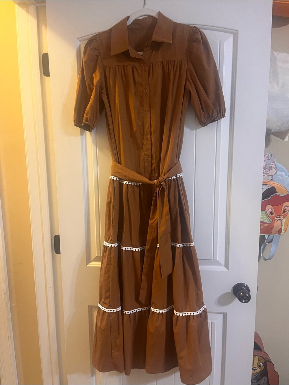 Women’s Brown Tiered Shirt Dress with Tie Waist with ric rac trim